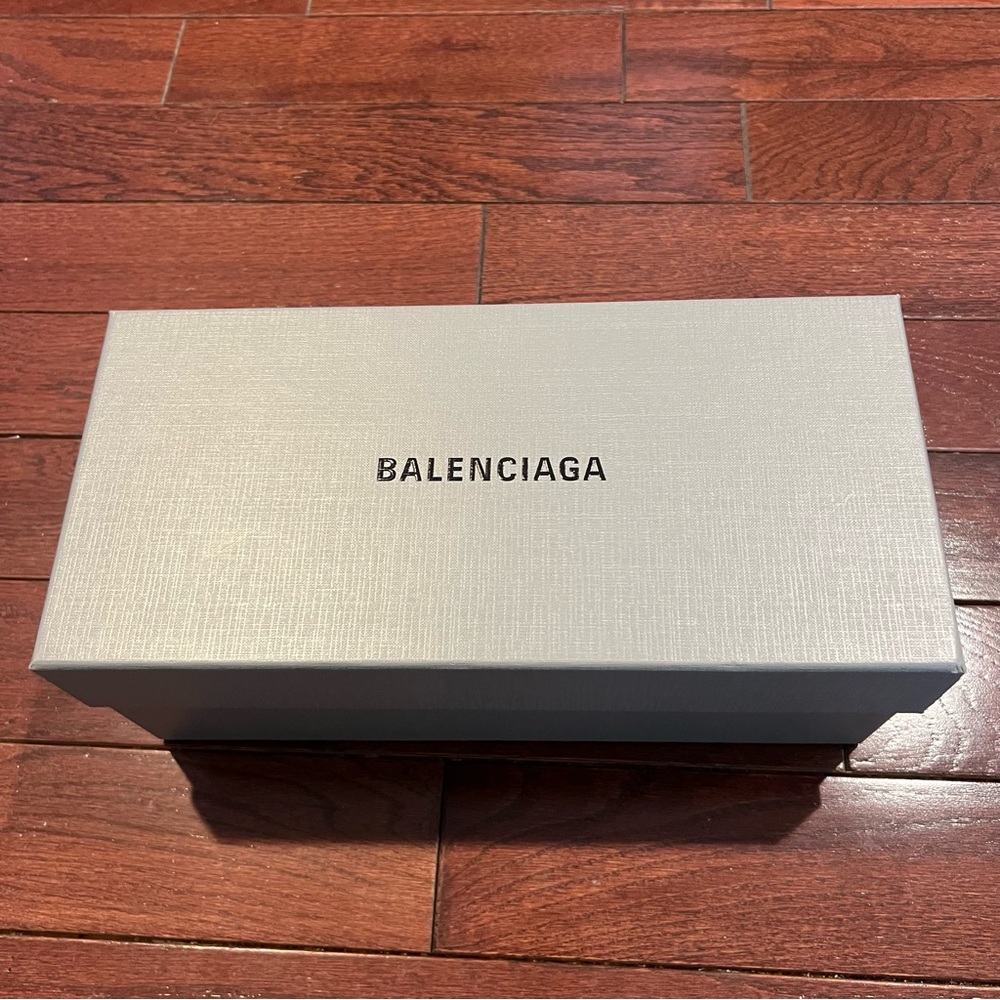 Balenciaga Box in Gray and Black Logo
